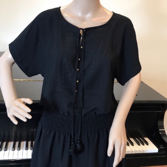 NWOT spring summer minimalist RARE Banana Republic embroidered gathered dress - Picture 6 of 8